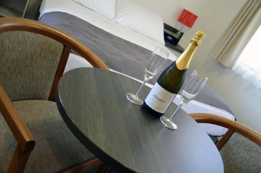 Oakey Motor Inn Room photo